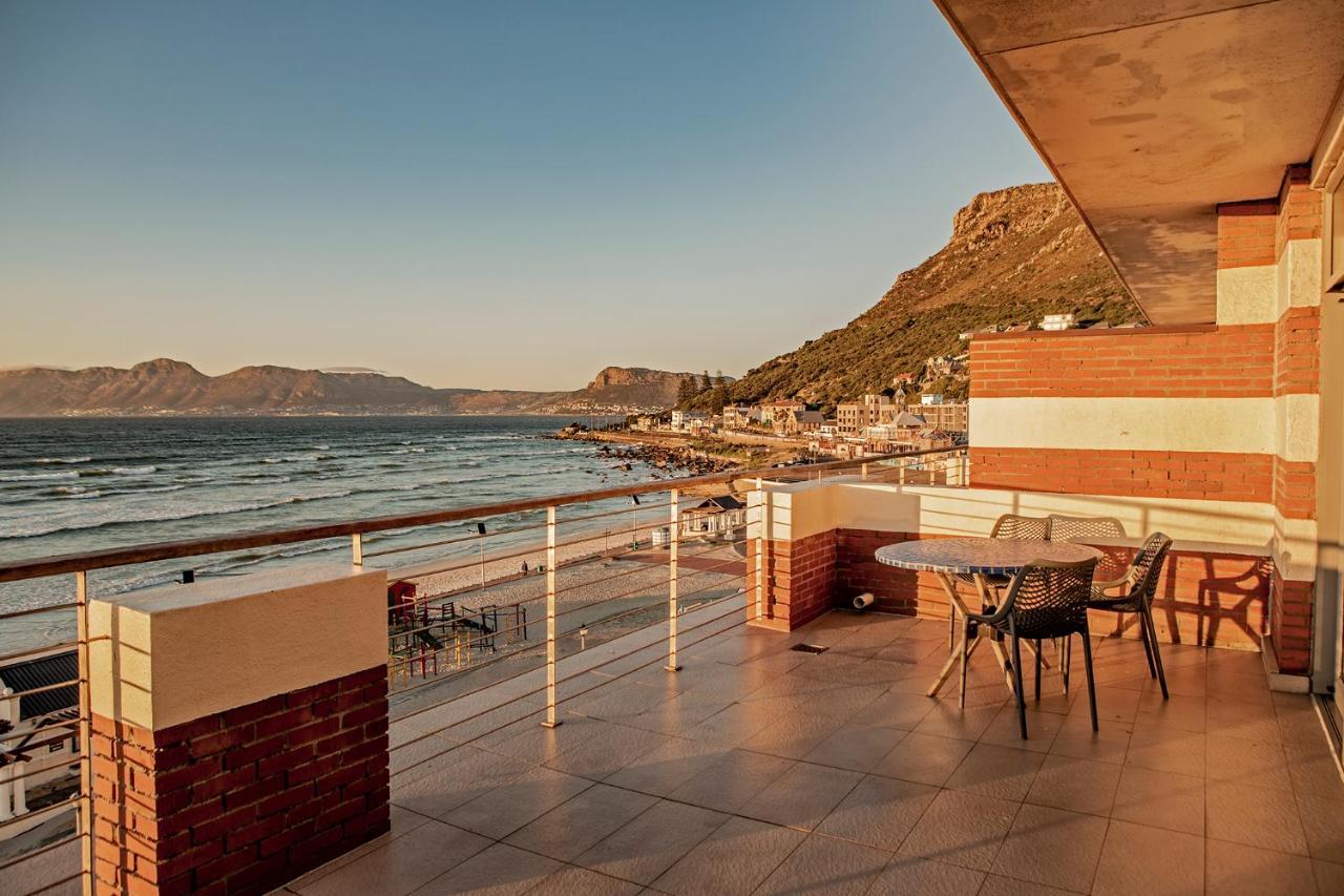 Surferscorner Self Catering * Muizenberg