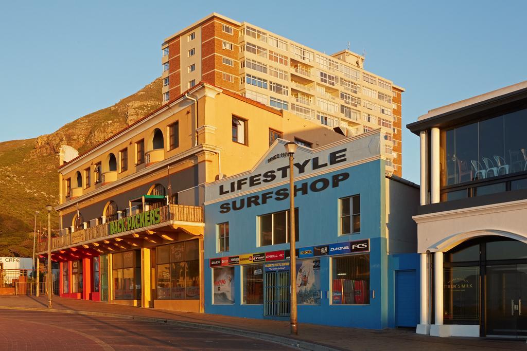 Surferscorner Self Catering Apartment Muizenberg